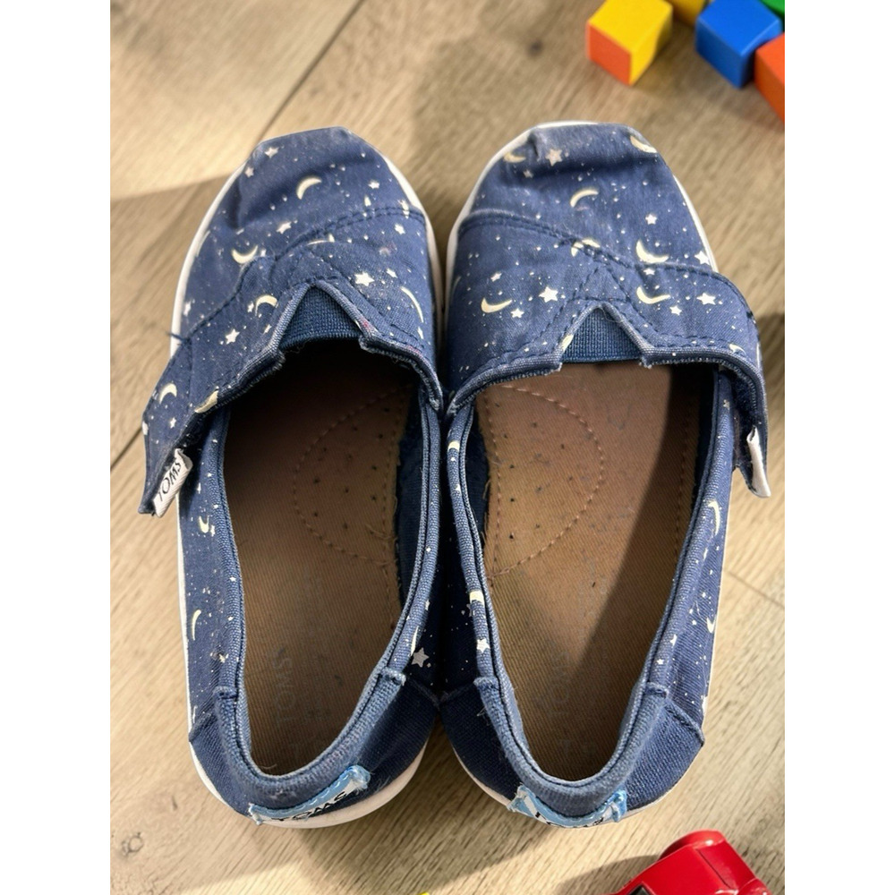 TOMS Alpargatas Blue Moon Stars Slip on Shoes Youth Size 9 Toddler Unisex - Picture 4 of 6
